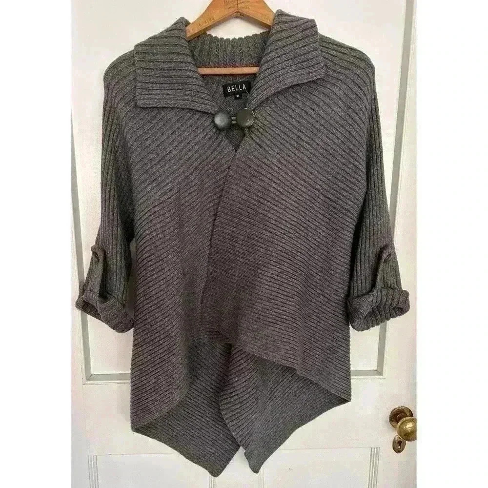 Brand New Without Tags Grey Asymmetrical Sweater by Bella Size XL